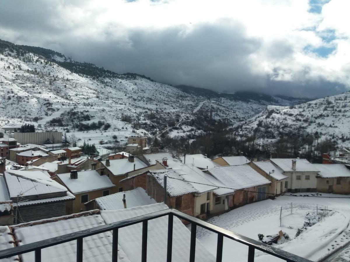 Apartamento Turistico Javalambre Camarena de la Sierra Exteriör bild
